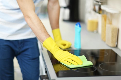 Cleaner performing deep cleaning in a Bardon home